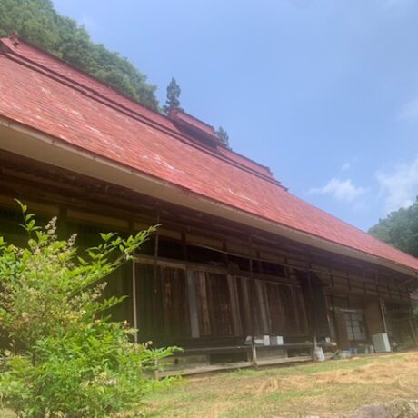築150年の営みが堪能できる舎（家）